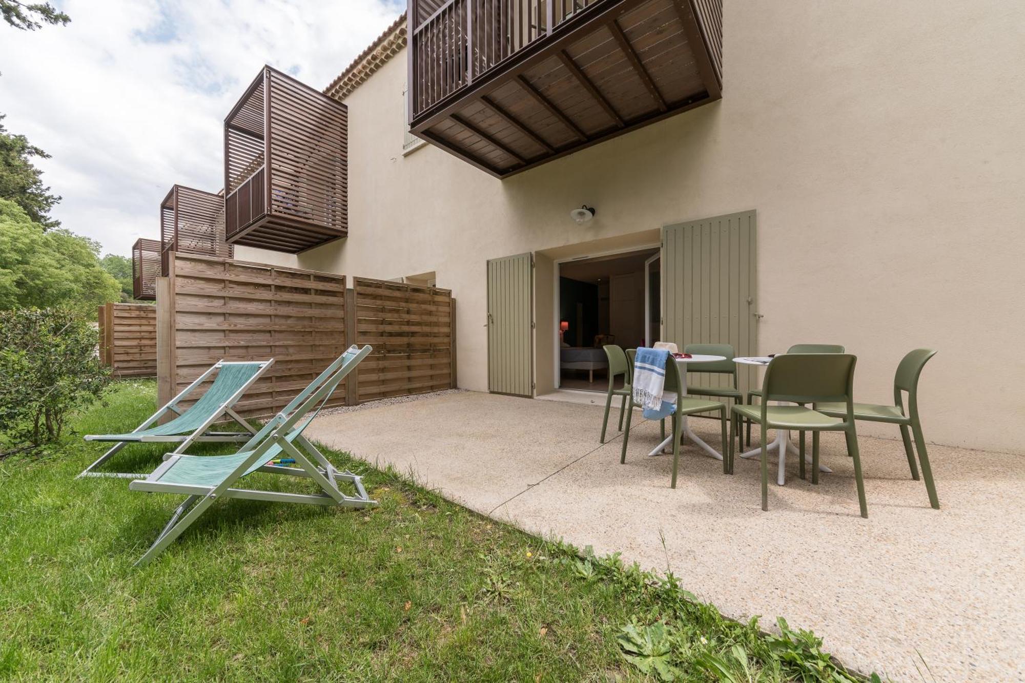 Belambra Clubs Sur La Sorgue - Domaine De Mousquety Hotel