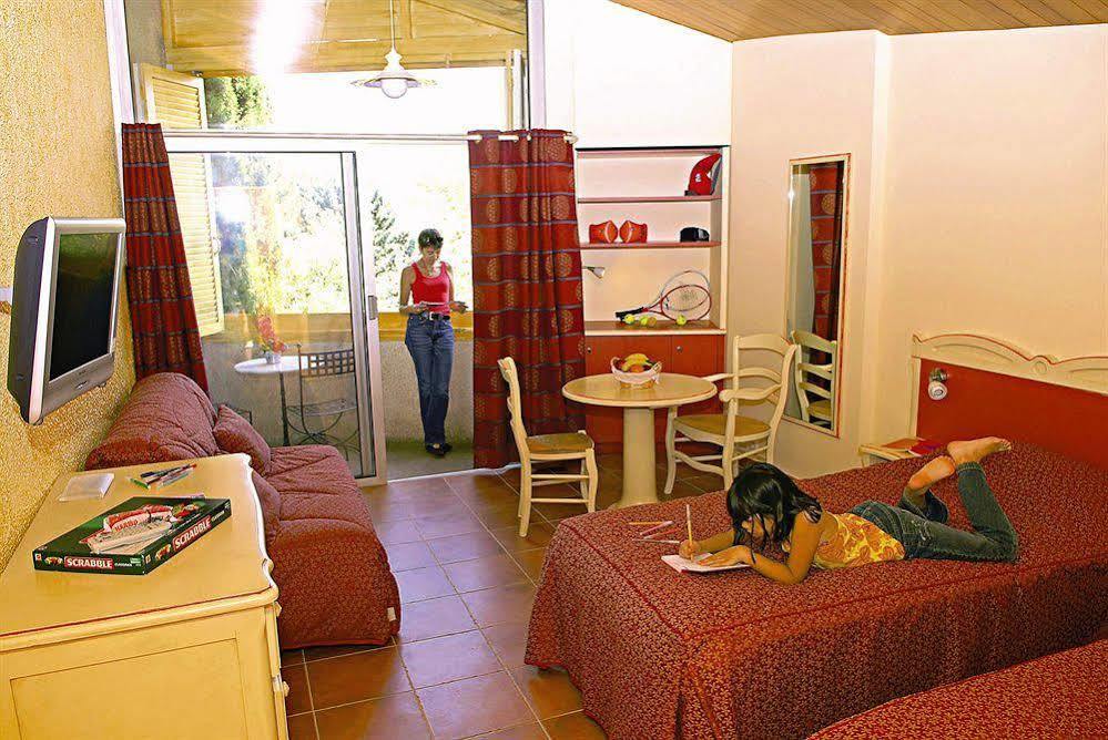 Hotel Belambra Clubs Sur La Sorgue - Domaine De Mousquety